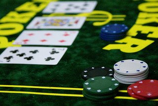 How to become professional poker player?